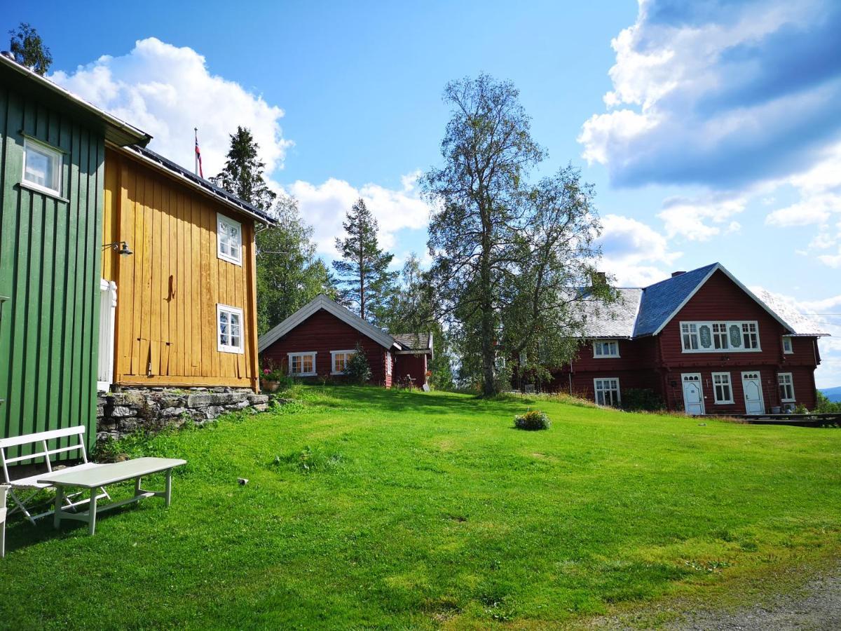 Haugtun Gardspensjonat Og Leiligheter Nordre Land Екстер'єр фото