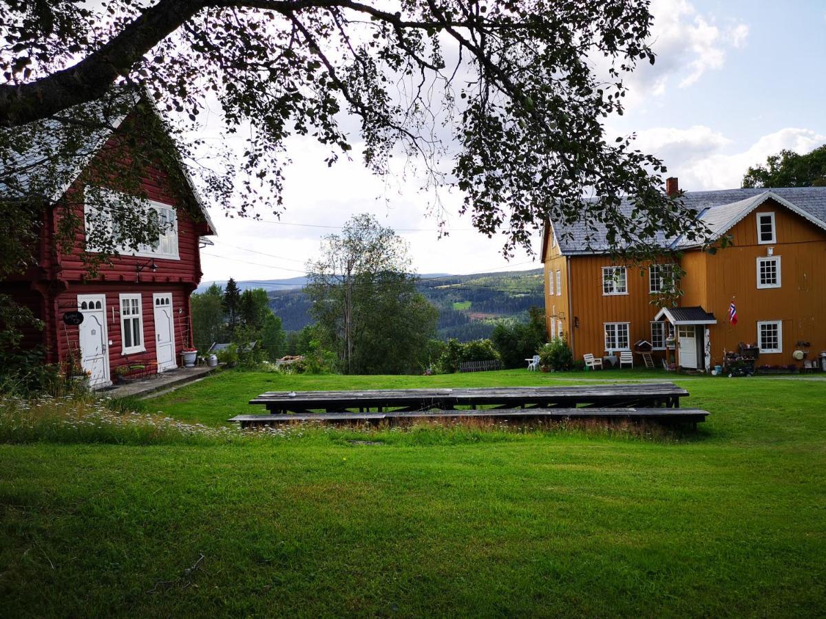 Haugtun Gardspensjonat Og Leiligheter Nordre Land Екстер'єр фото