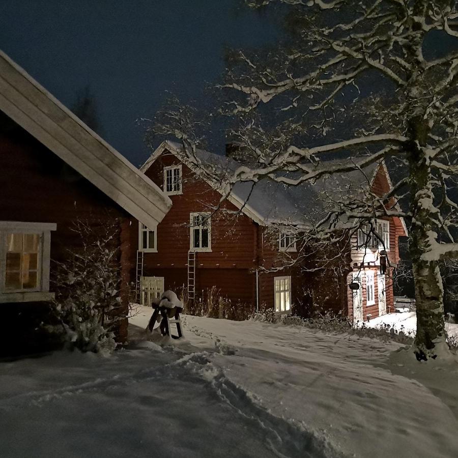 Haugtun Gardspensjonat Og Leiligheter Nordre Land Екстер'єр фото